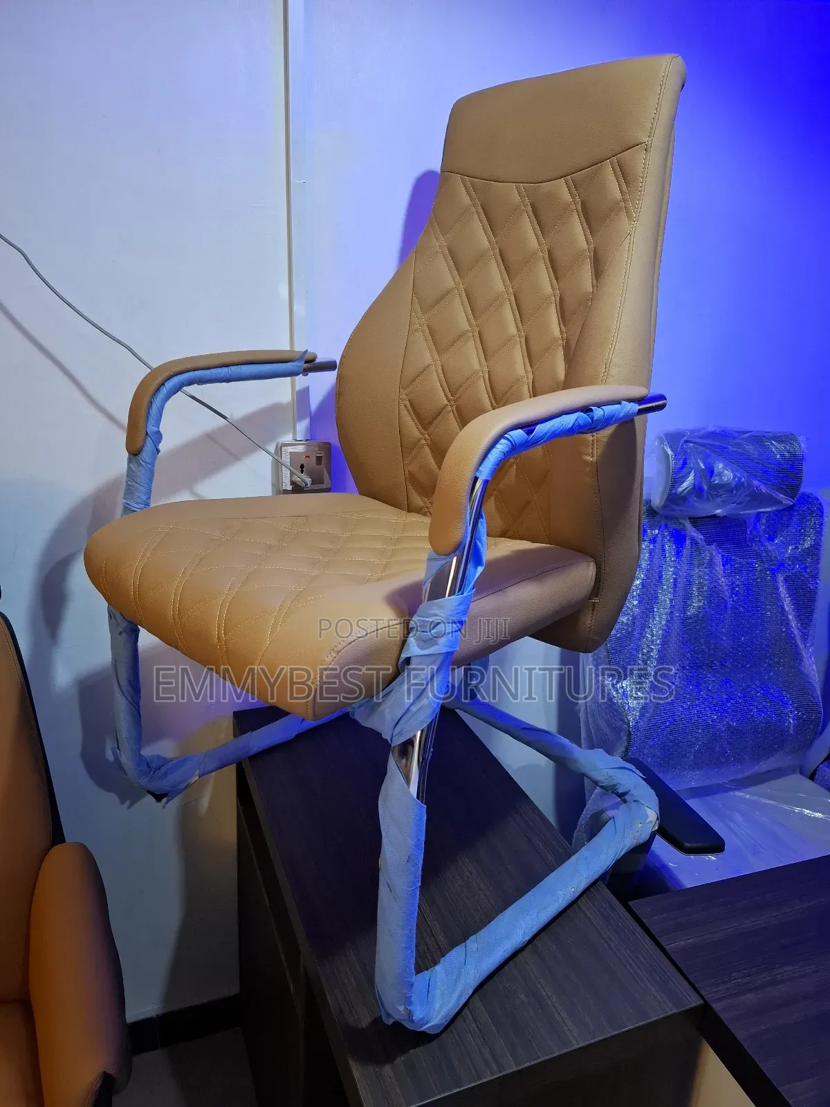 Classic Executive Visitor Chair.