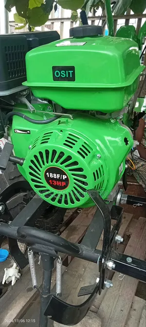 Petroleum Handle Power Tiller Machine