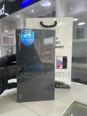 Photo - New Samsung Galaxy S8 Plus 64 GB Purple