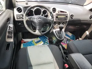 Toyota Matrix 2006 Silver