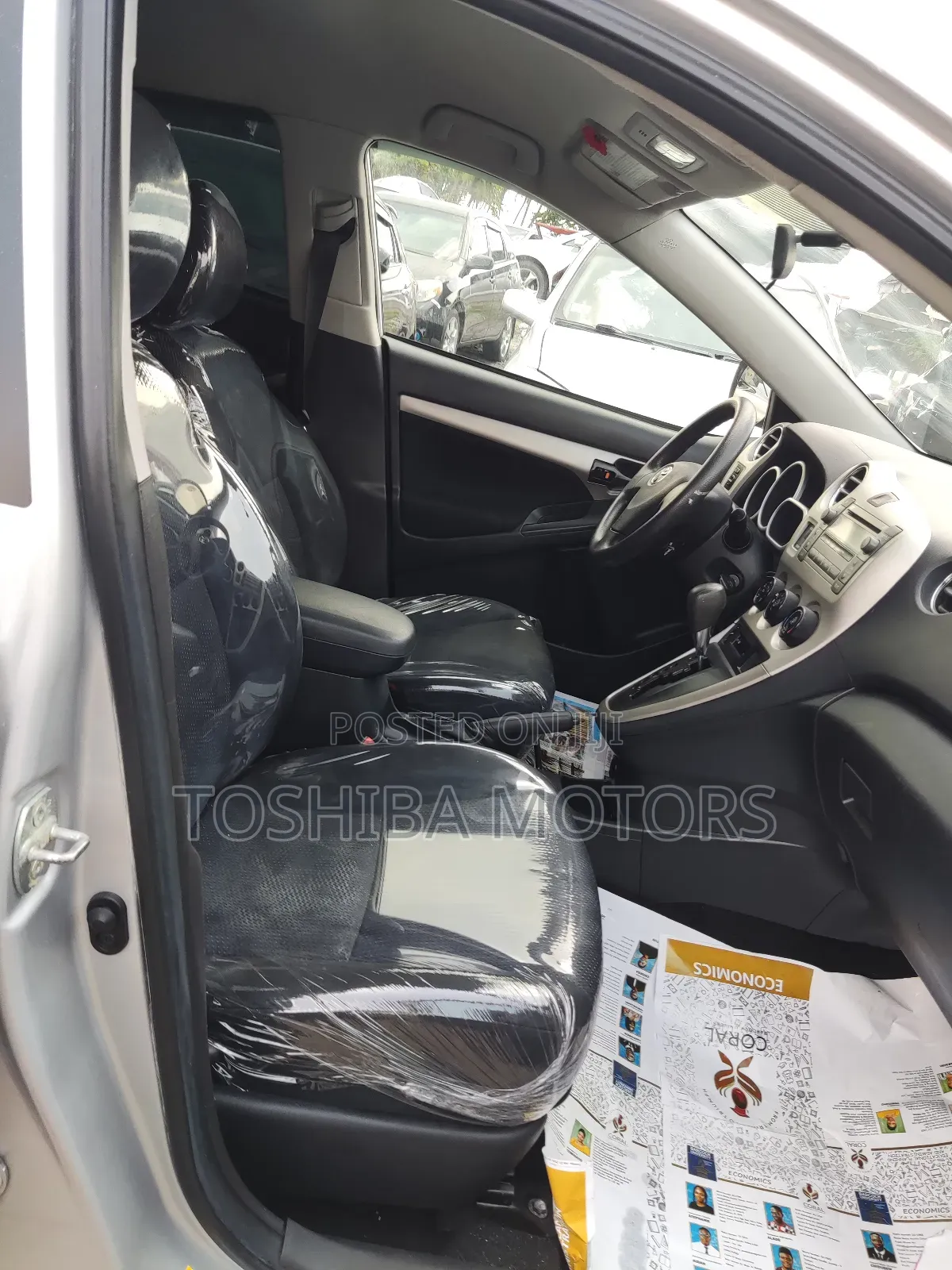 Toyota Matrix 2010 Silver