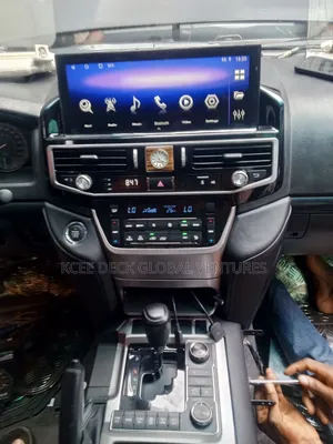 Upgrade Kit Android Screen Land Cruiser 2010 to 2022