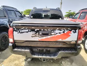 Toyota Tacoma TRD Off Road 2018 Black