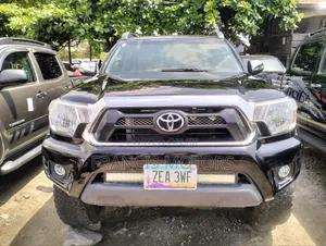 Toyota Tacoma 2015 Black