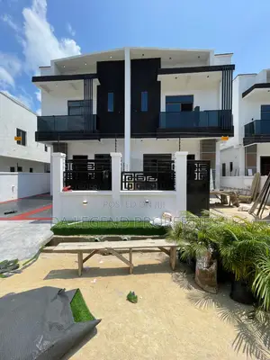 4bdrm Duplex in Lekki for sale