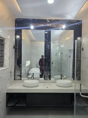 5bdrm Duplex in Omole Phase 2, Ojodu for sale