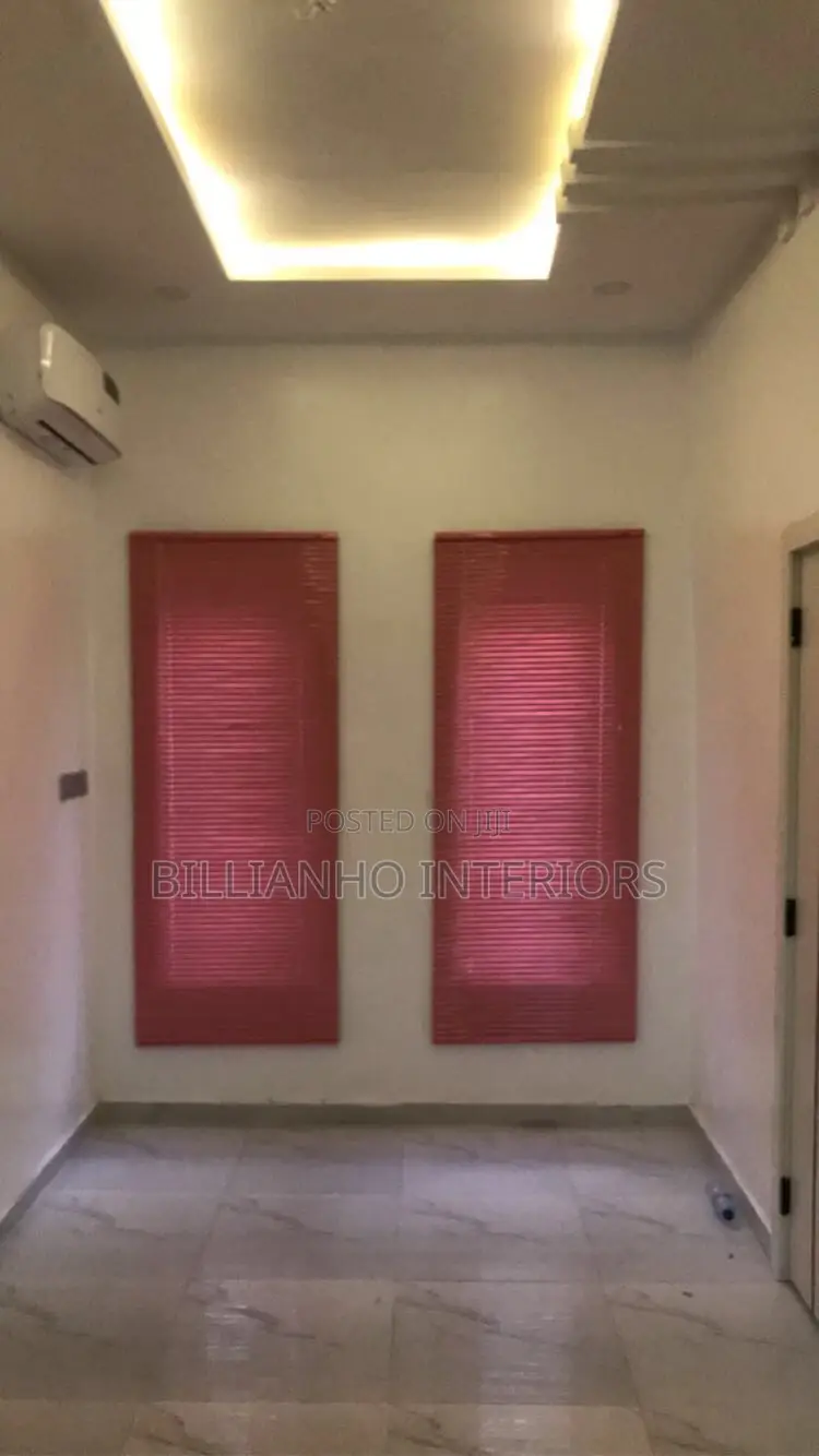 25mm Venetian Blinds