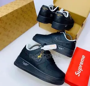 Nike Airforce Lv Sneakers