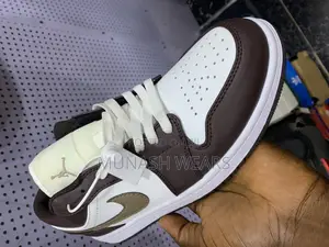 Original Nike SB Dunk Low Pro