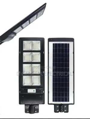200 Watts Solar Street Light