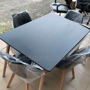 Modern Sturdy 4 Seaters Dining Set