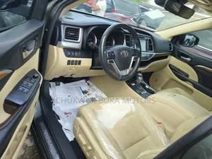 Toyota Highlander 2018 Green