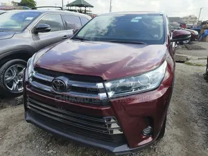 Toyota Highlander 2018 Red