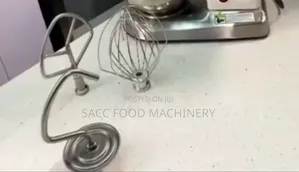 Commercial Cake Mixer (7L)