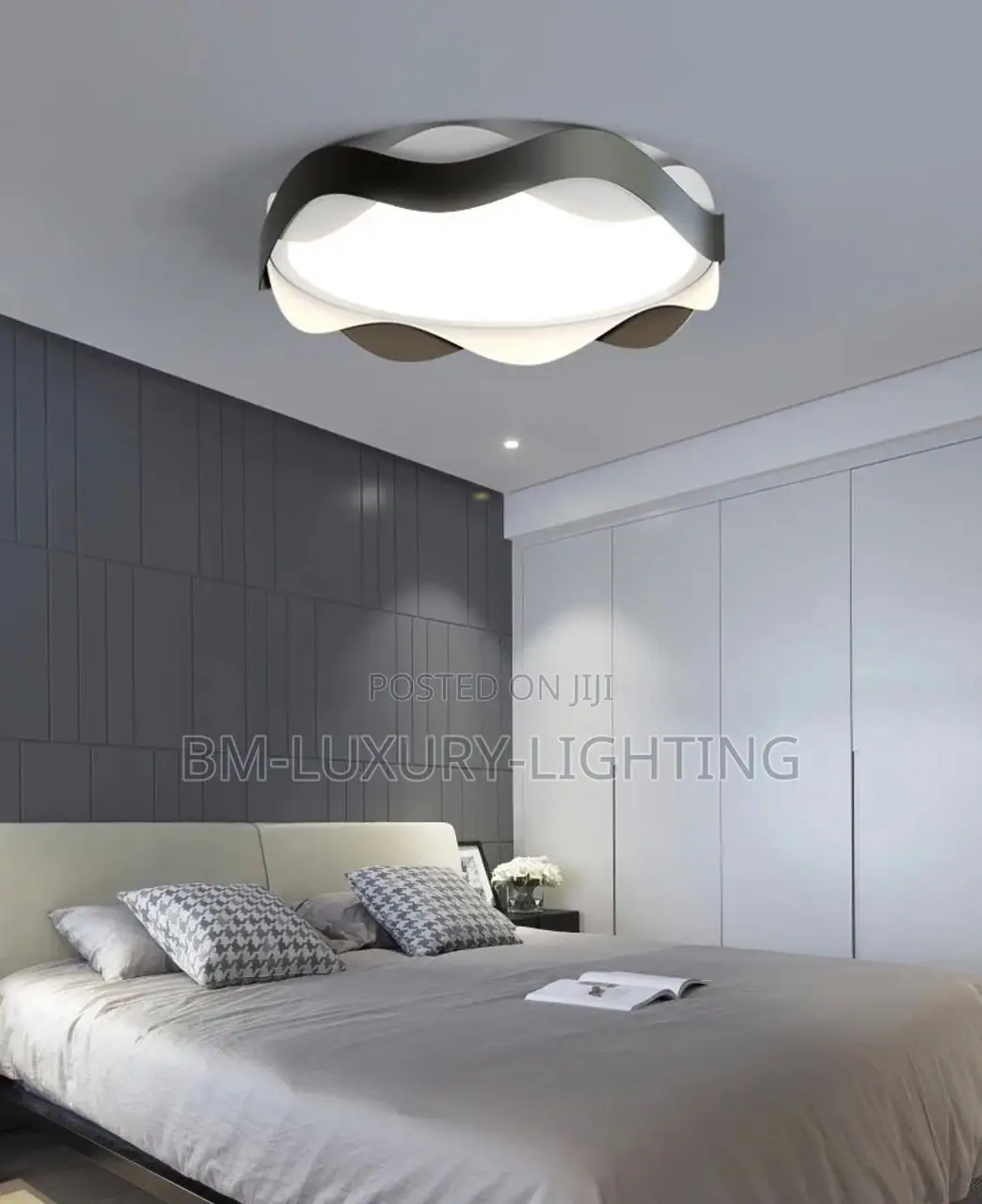 Modern Led Chandeliers Round Ceiling Lamp Black/White Color