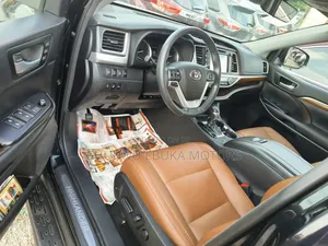 Toyota Highlander 2018 Black