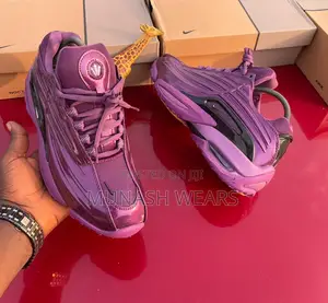 Original Nike Sneakers