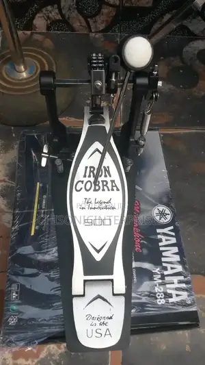 IRON COBRA Drum Pedal