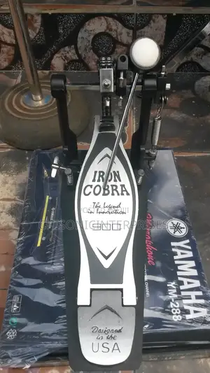 IRON COBRA Drum Pedal