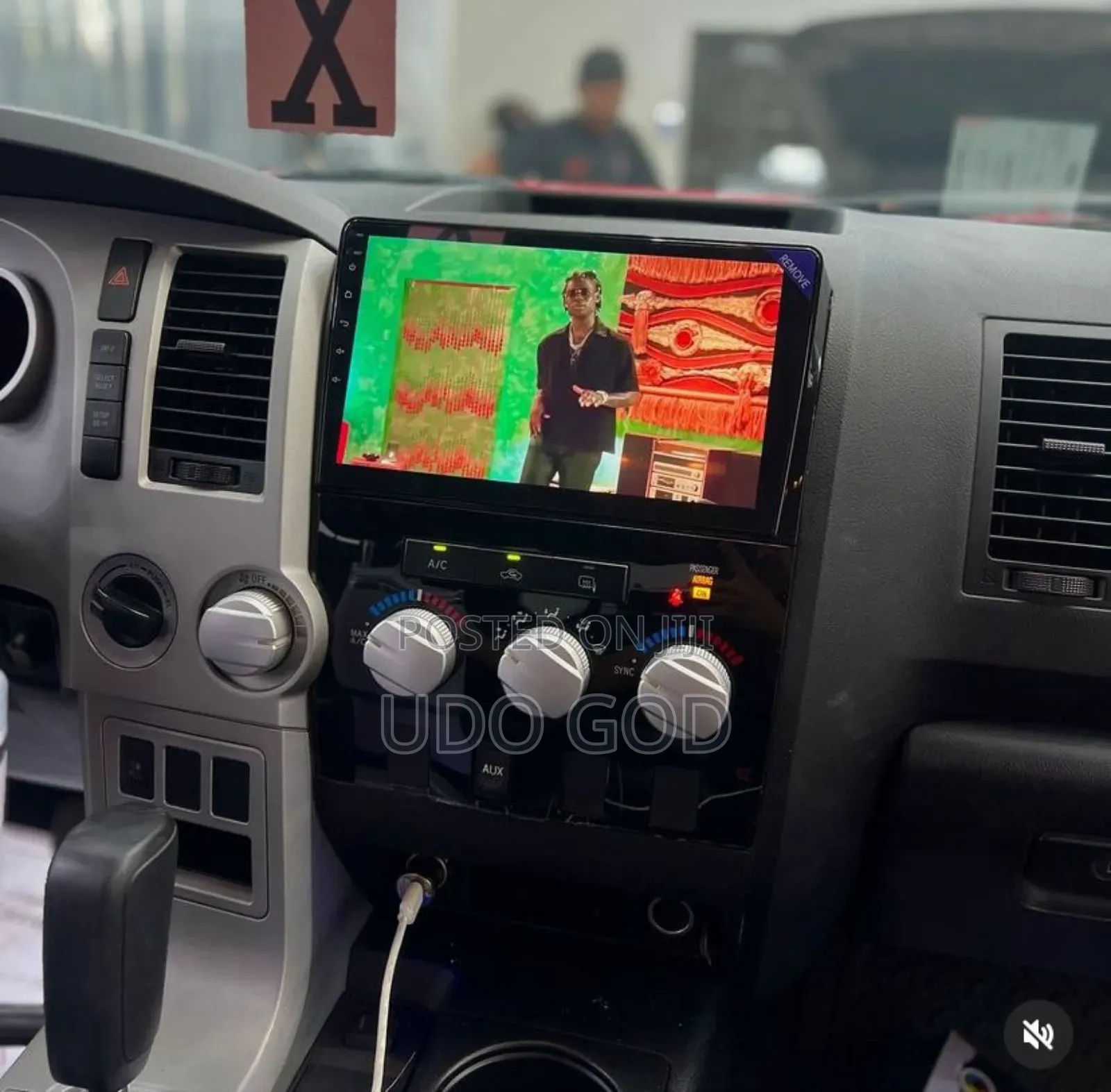 Toyota Turned Android Screen With Reverse Camera
