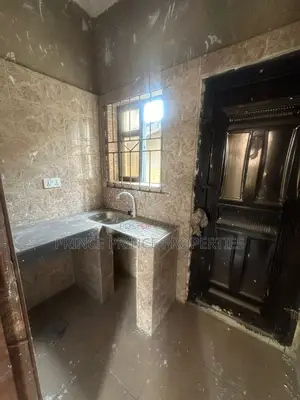 Furnished 2bdrm Block of Flats in Surulere for rent