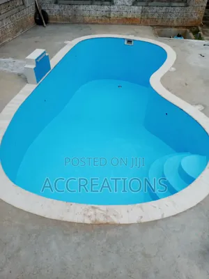 Fiber Glass Swimming Pool