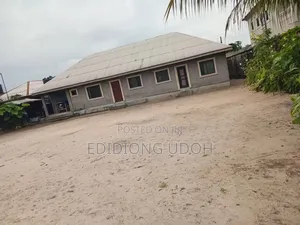 Photo - 4bdrm Block of Flats in 2 Lane (Nsikak Eduok for sale