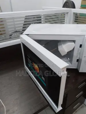 Newly-Built 20liters Hisense Microwave