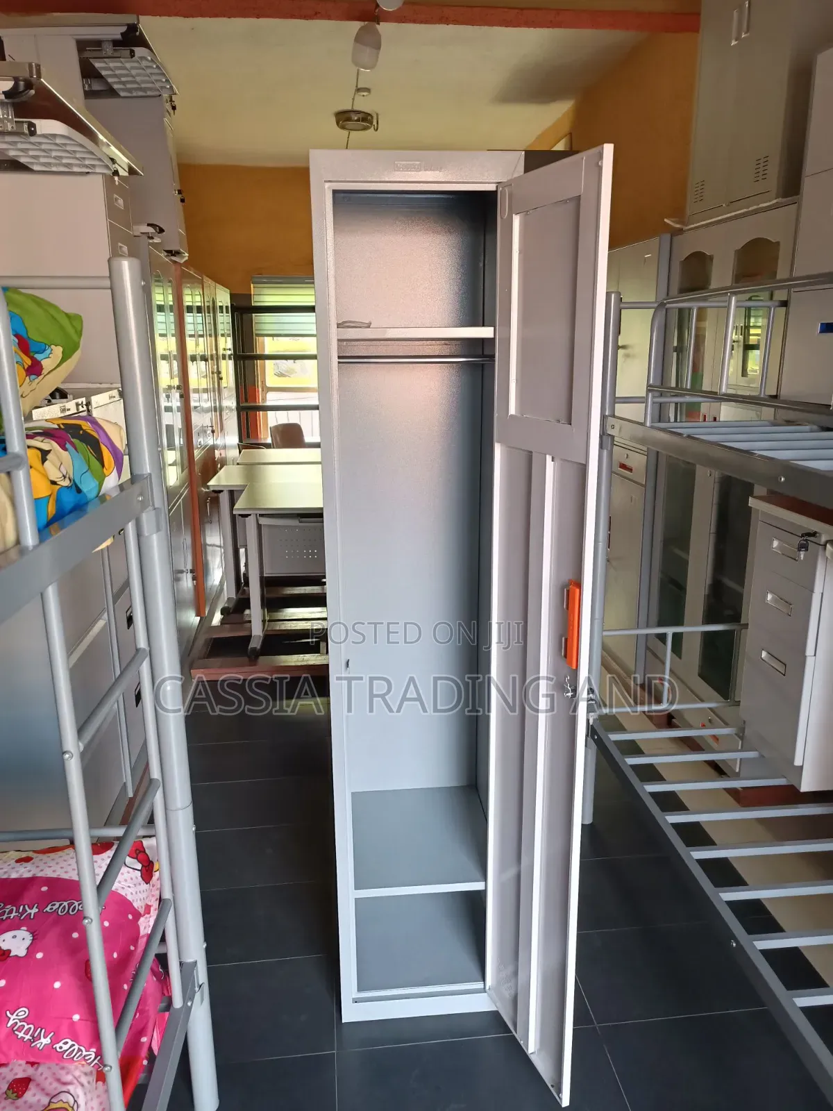1 Door Locker