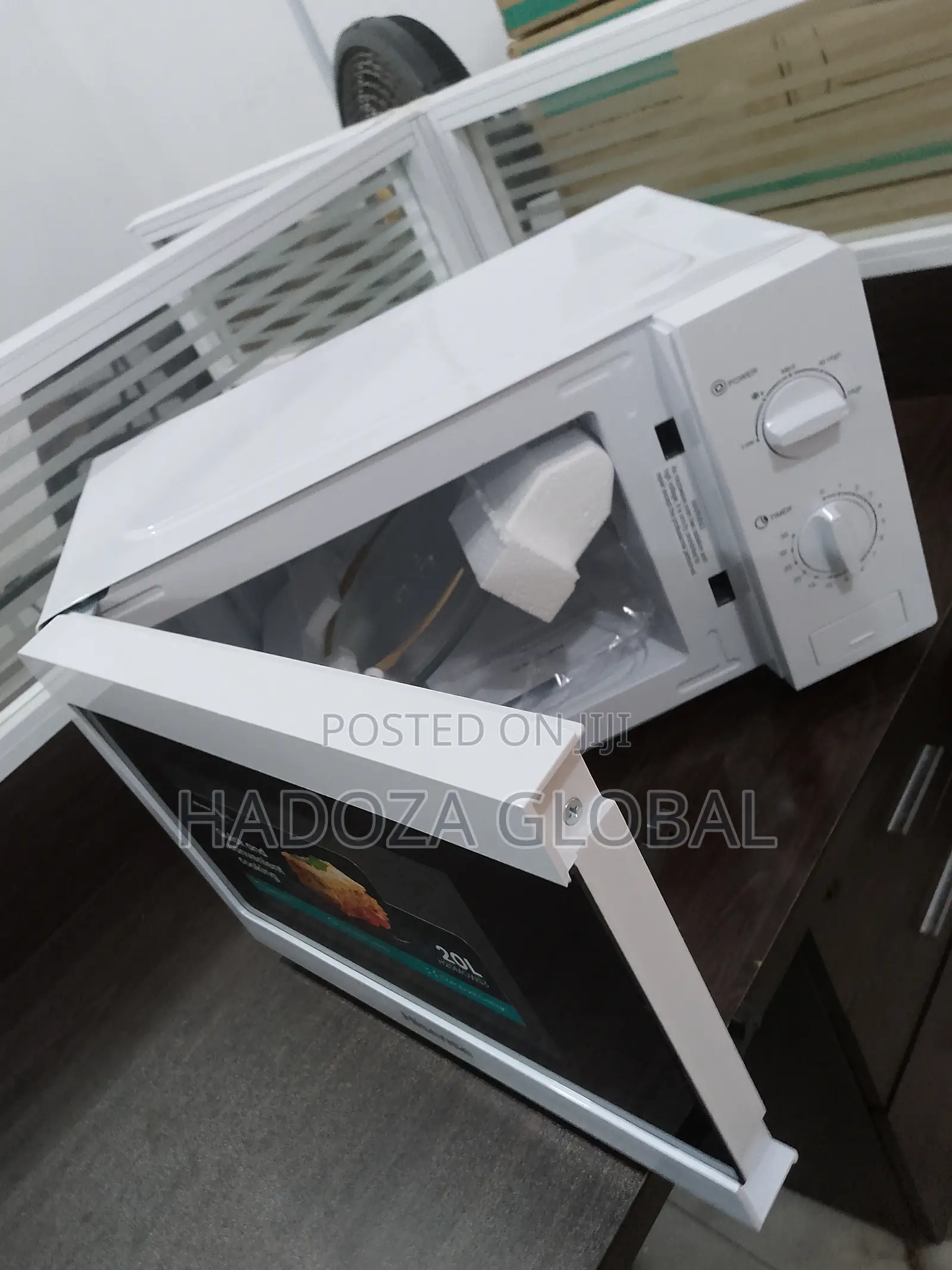 Highly-Efficcient Hisense 20liter Microwave