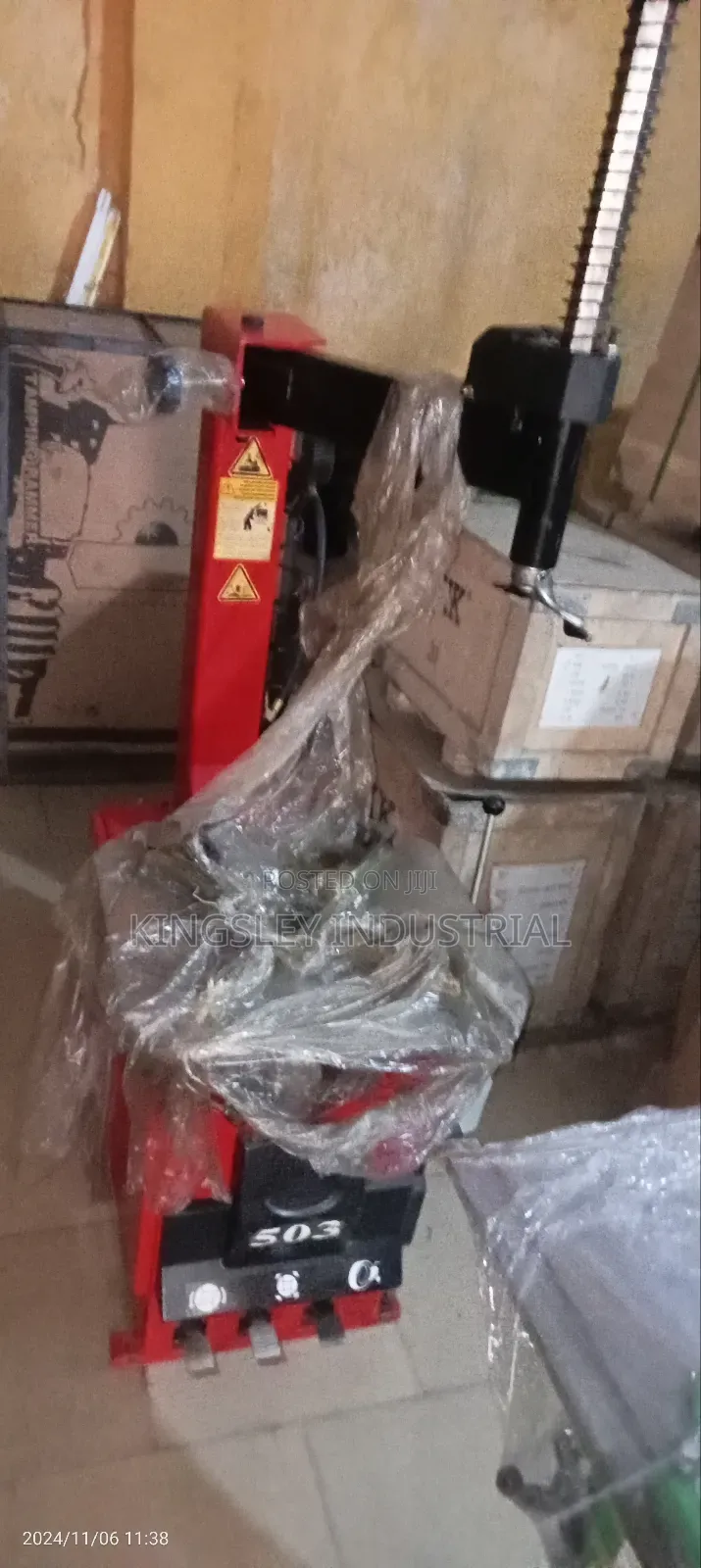 Tire Changer Machine