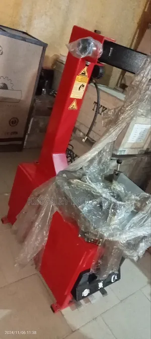 Tire Changer Machine