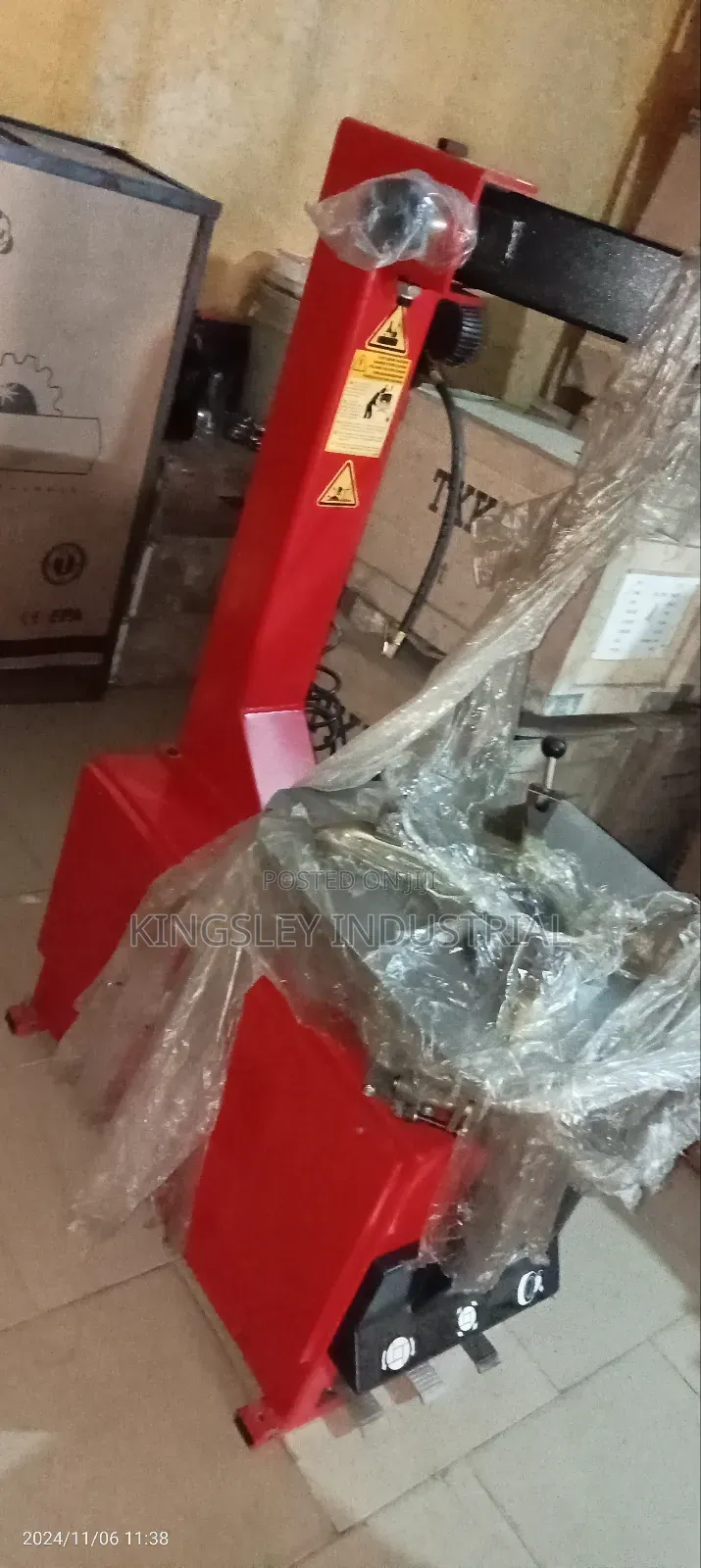 Tire Changer Machine