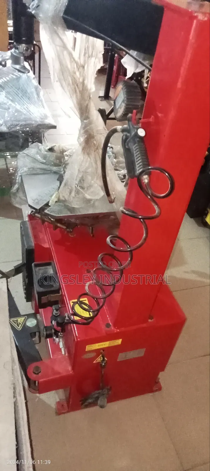 Tire Changer Machine