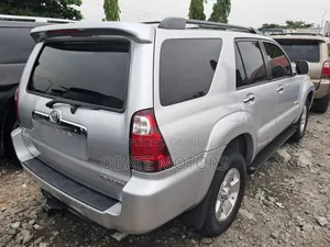 Toyota 4-Runner 2008 Silver