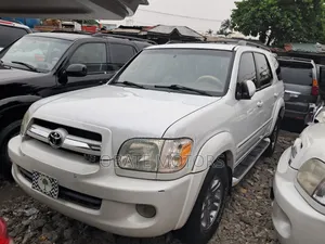 Toyota Sequoia 2007 White
