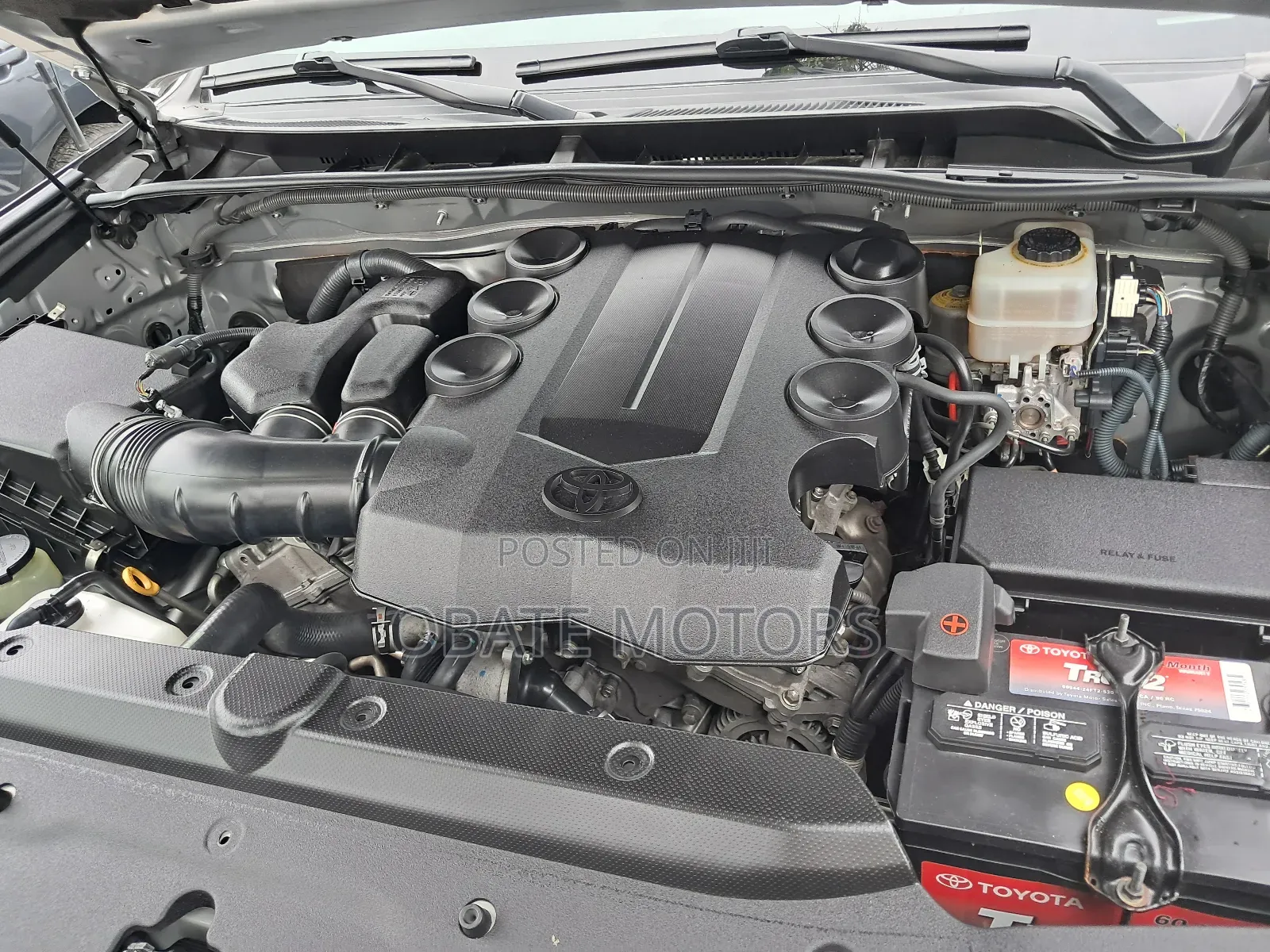 Toyota 4-Runner 2015 Silver