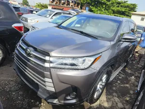 Toyota Highlander 2016 Gray