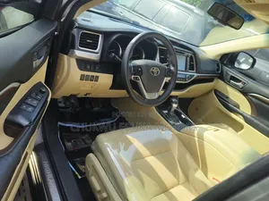 Toyota Highlander 2016 Gray