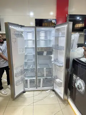 601 Litres Hisense Side By Side Refrigerator