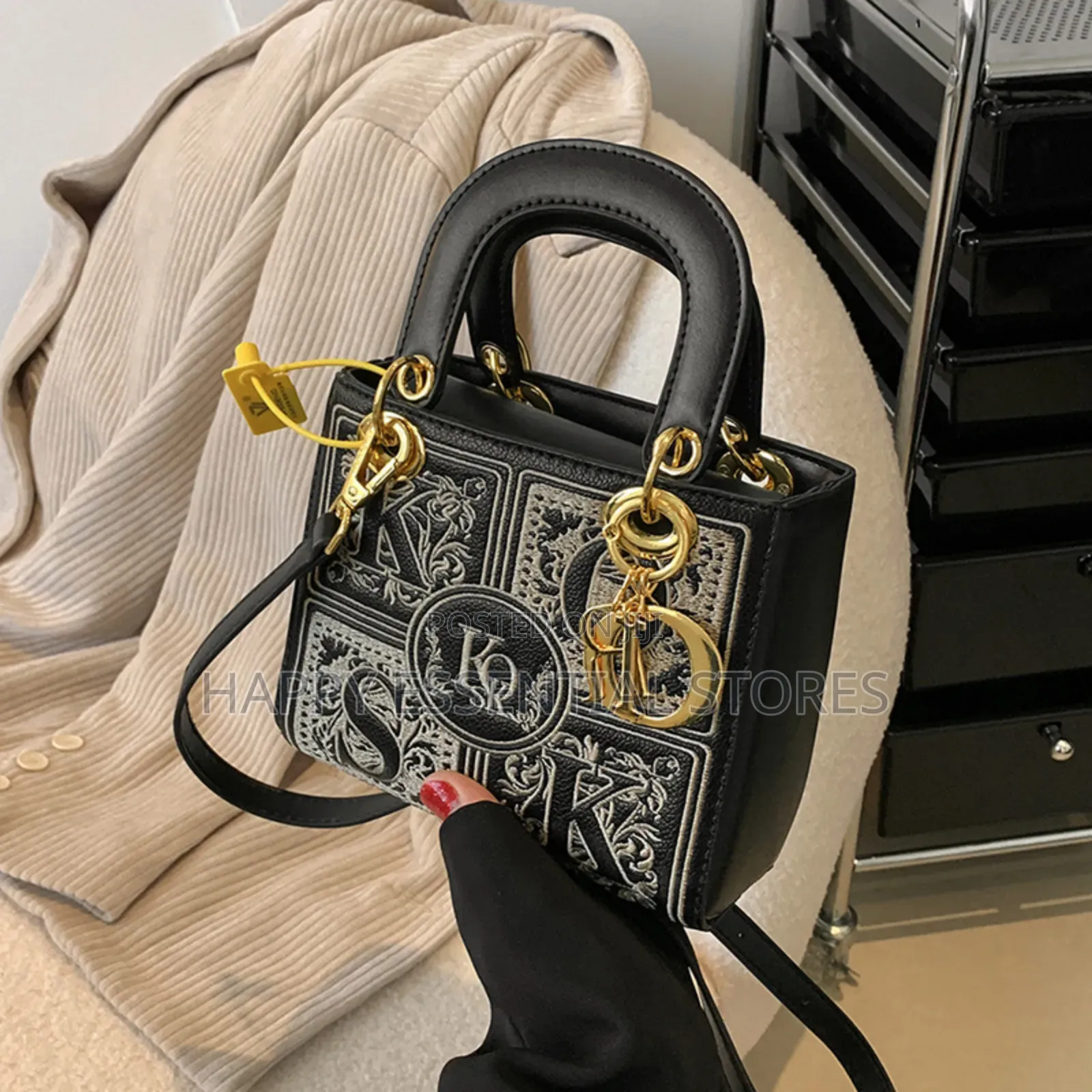 Dior Bag Comes With a Branded Box And a Longer Strap