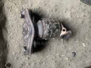 Direct Engine Catalyst Hyundai Santa Fe 2012
