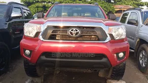 Toyota Tacoma 2015 Red