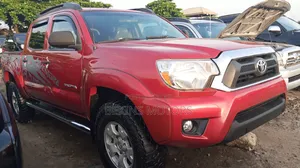 Toyota Tacoma 2015 Red