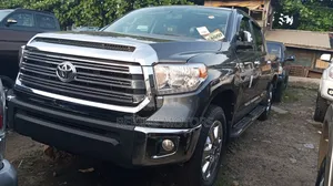 Toyota Tundra 2018 Black