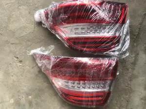 Ml 166 Back Light Mercedes Benz Available