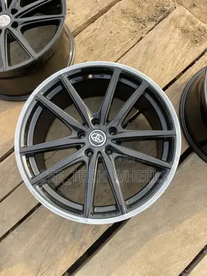 Sporty Black 19inch for Different Car Users