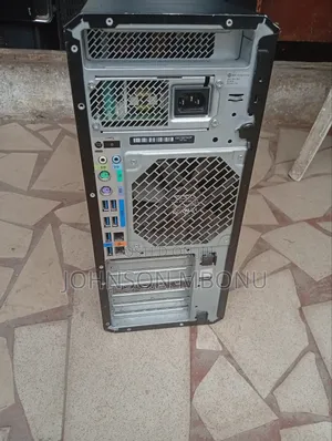 Desktop Computer HP Z4 G4 32GB Intel Xeon HDD 2T