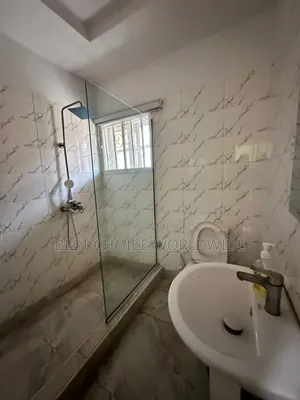 Furnished 3bdrm Block of Flats in Onireke Gra, Jericho, Ibadan for rent
