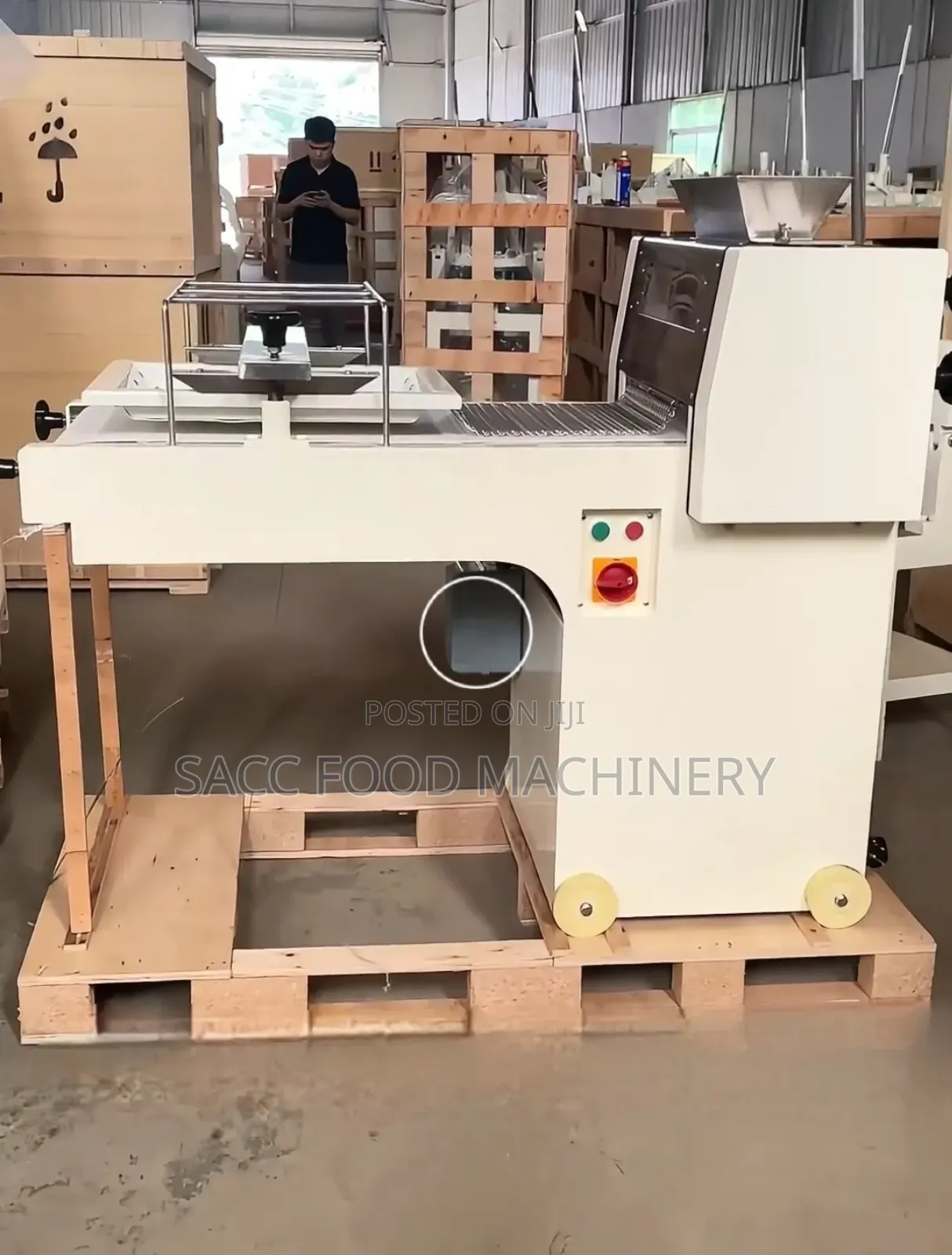 Dough Moulder